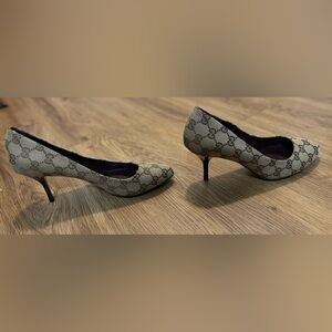 Gucci signature heels brown & beige